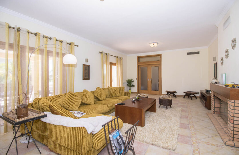 5 Bedrooms Super Quiet Villa Quinta do Mar (Max 14 pax)