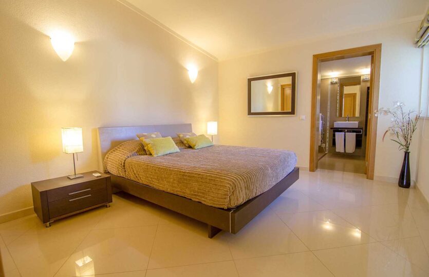 4 Bedrooms Villa with Beautiful Panoramic View Goldra (Max 8 pax)